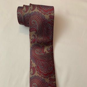 Brioni silk tie
